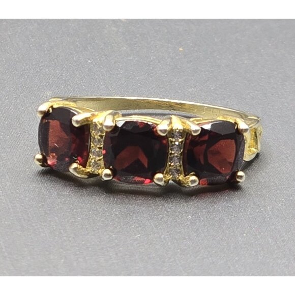 Unbranded Jewelry - Sterling Vermeil Garnet Ring Size 7 3-Stone Chain Link Band White Zircon Accent